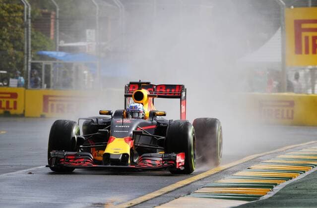 Motorsports: FIA Formula One World Championship WM Weltmeisterschaft 2016, Grand Prix of Australia, 3 Daniel Ricciardo (AUS, Red Bull Racing), xHOCHxZWEIx