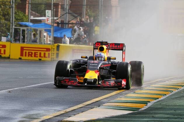 Motorsports: FIA Formula One World Championship WM Weltmeisterschaft 2016, Grand Prix of Australia, 3 Daniel Ricciardo (AUS, Red Bull Racing), xHOCHxZWEIx