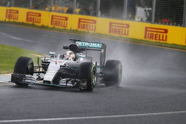 Motorsports: FIA Formula One World Championship WM Weltmeisterschaft 2016, Grand Prix of Australia, 44 Lewis Hamilton (GBR, Mercedes AMG Petronas Formula One Team), xHOCHxZWEIx