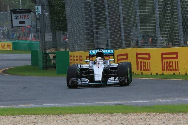 18.03.2016. Melbourne Grand Prix Circuit, Albert Park, Melbourne, Australia. The F1 Australian Grand Prix. Mercedes AMG Petronas W07 Hybrid & x2013; Lewis Hamilton xLeannexBoonx  ActionPlus11719253