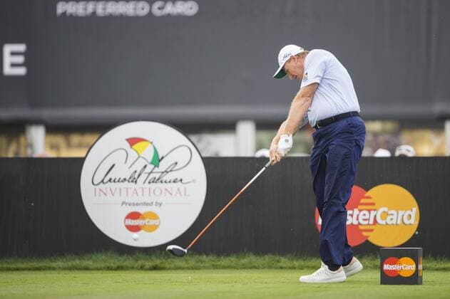 March 18, 2016: Ernie Els tees off on 10 during the second round of the Arnold Palmer Invitational in Orlando, FL. (Photograph by Roy K. Miller Icon Sportswire) GOLF: MAR 18 PGA Golf Herren - Arnold Palmer Invitational presented by MasterCard - Second Round Icon1603180122 EDITORIAL USE ONLY