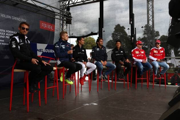Australian Grand Prix, Melbourne 17 - 20 March 2016 19.03.2016 - Jenson Button (GBR) McLaren Honda MP4-31, Marcus Ericsson (SUE) Sauber C34, Pascal Wehrlein (GER) Manor Racing MRT05, Felipe Nasr (BRA) Sauber C34, Rio Haryanto (IND) Manor Racing MRT05, Kimi Raikkonen (FIN) Scuderia Ferrari SF16-H and Sebastian Vettel (GER) Scuderia Ferrari SF16-H 