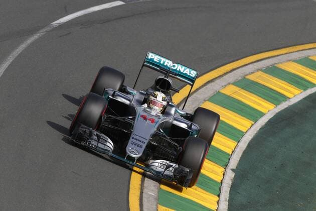 Motorsports: FIA Formula One World Championship WM Weltmeisterschaft 2016, Grand Prix of Australia, 44 Lewis Hamilton (GBR, Mercedes AMG Petronas Formula One Team), xHOCHxZWEIx