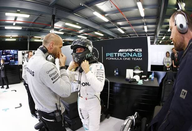 Motorsports: FIA Formula One World Championship WM Weltmeisterschaft 2016, Grand Prix of Australia, Daniel Schloesser (GER, Mercedes AMG Petronas Formula One Team), 6 Nico Rosberg (GER, Mercedes AMG Petronas Formula One Team), xHOCHxZWEIx