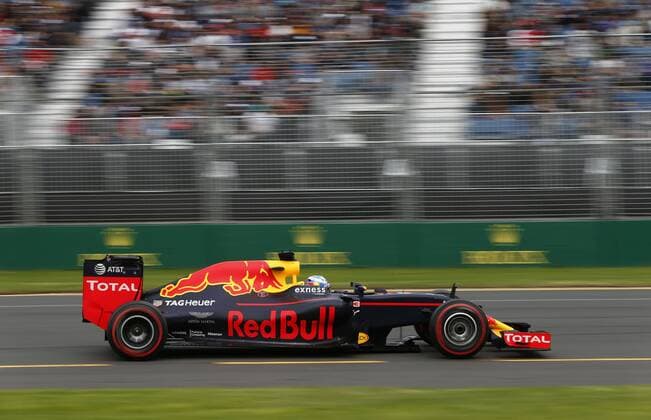 Motorsports: FIA Formula One World Championship WM Weltmeisterschaft 2016, Grand Prix of Australia, 3 Daniel Ricciardo (AUS, Red Bull Racing), xHOCHxZWEIx
