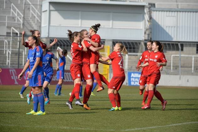 FC Bayern, Torjubel, FC Bayern Frauen vs FF USV Jena, 19.03.16,