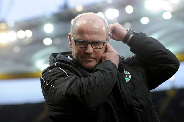 Fußball 1. Bundesliga 27. Spieltag Eintracht Frankfurt - Hannover 96 am 19.03.2016 in der Commerzbank-Arena in Frankfurt Thomas Schaaf ( Trainer Hannover ) xJKx