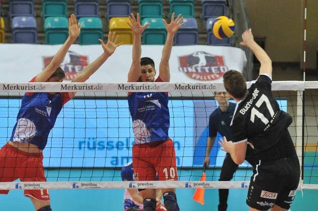 19.03.2016, xtkx, Volleyball 1.Bundesliga Playoffs, United Volleys - TV Ingersoll Bühl, emspor v.l. Tobias Krick (UBited Volleys) , Moritz Reichert (United Volleys) , Paul Buchegger (TV Buehl) ,