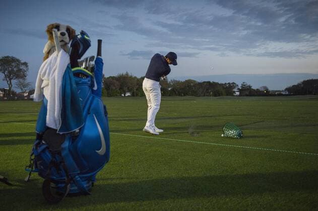 March 19, 2016: Rory McIlroy warms up at the driving range prior to his third round of the Arnold Palmer Invitational in Orlando, FL. (Photograph by Roy K. Miller Icon Sportswire) GOLF: MAR 19 PGA Golf Herren - Arnold Palmer Invitational presented by MasterCard - Third Round Icon160319005 EDITORIAL USE ONLY