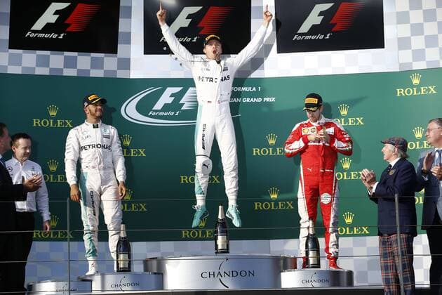 Motorsports: FIA Formula One World Championship WM Weltmeisterschaft 2016, Grand Prix of Australia, 44 Lewis Hamilton (GBR, Mercedes AMG Petronas Formula One Team), 6 Nico Rosberg (GER, Mercedes AMG Petronas Formula One Team), 5 Sebastian Vettel (GER, Scuderia Ferrari), xHOCHxZWEIx
