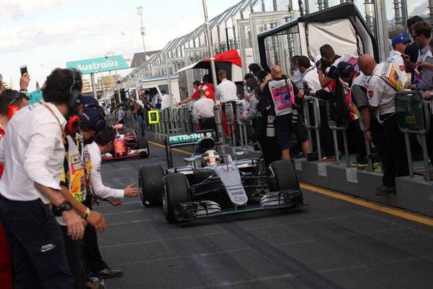Australian Grand Prix, Melbourne 17 - 20 March 2016 20.03.2016 - Race, 2nd position Lewis Hamilton (GBR) Mercedes AMG F1 W07 Hybrid 