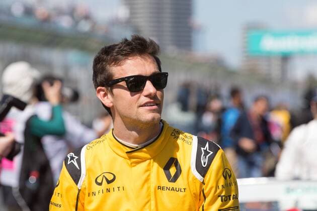 March 20, 2016: Jolyon Palmer (GBR) 30 from the Renault F1 team at the drivers parade prior to the 2016 Australian Formula One Grand Prix at Albert Park, Melbourne, Australia. Formula One 2016: Australia - Race - ZUMAc04_