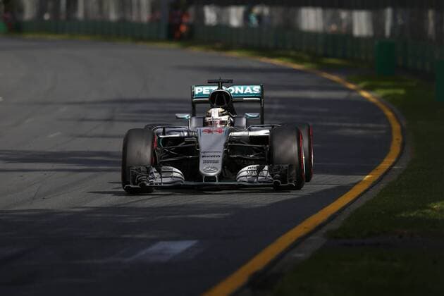 Motorsports: FIA Formula One World Championship WM Weltmeisterschaft 2016, Grand Prix of Australia, 44 Lewis Hamilton (GBR, Mercedes AMG Petronas Formula One Team), xHOCHxZWEIx