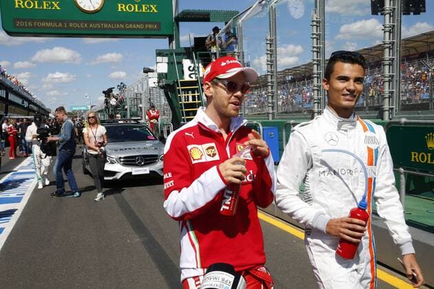 Motorsports: FIA Formula One World Championship WM Weltmeisterschaft 2016, Grand Prix of Australia, 5 Sebastian Vettel (GER, Scuderia Ferrari), 94 Pascal Wehrlein (GER, Manor Racing F1 Team), xHOCHxZWEIx