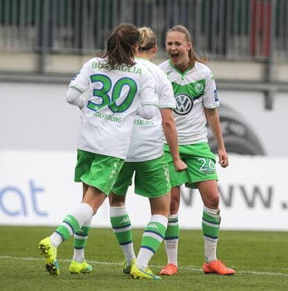 Torjubel 26 Caroline Graham Hansen (VfL Wolfsburg) zum 1-1