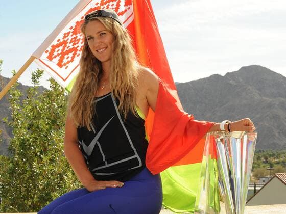 20 March 2016: Victoria Azarenka (BLR) poses with flag after winning the women s singles championship at the BNP Paribas Open played at the Indian Wells Tennis Garden, Indian Wells, CA (Photo by Cynthia Lum Icon Sportswire) TENNIS: MAR 20 BNP Paribas Open Icon250032016035 EDITORIAL USE ONLY