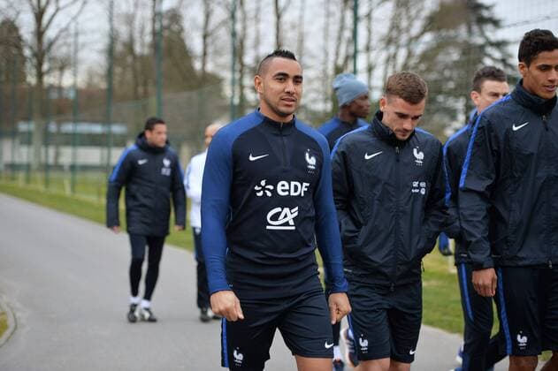 Dimitri Payet (fra) - Antoine Griezmann (fra) FOOTBALL : Training Nationalteam Frankreich - 21 03 2016 AnthonyBIBARD FEP Panoramic 