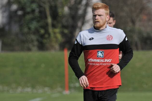 22.03.2016, xTKx, Fussball 1.Bundesliga, FSV MAINZ 05 Training, emspor, v.l. Fabian Kahlig (Mainz 05),