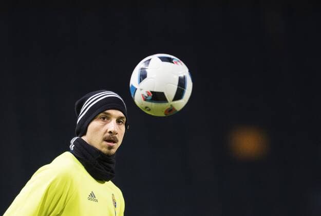 160322 Zlatan Ibrahimovic - Training Nationalteam Schweden, 22 März 2016 in Stockholm.  Copyright: JOELxMARKLUND BB160322JM006