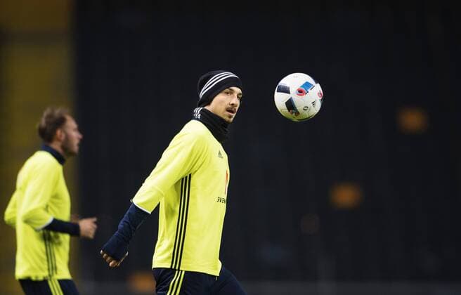 160322 Zlatan Ibrahimovic - Training Nationalteam Schweden, 22 März 2016 in Stockholm.  Copyright: JOELxMARKLUND BB160322JM017
