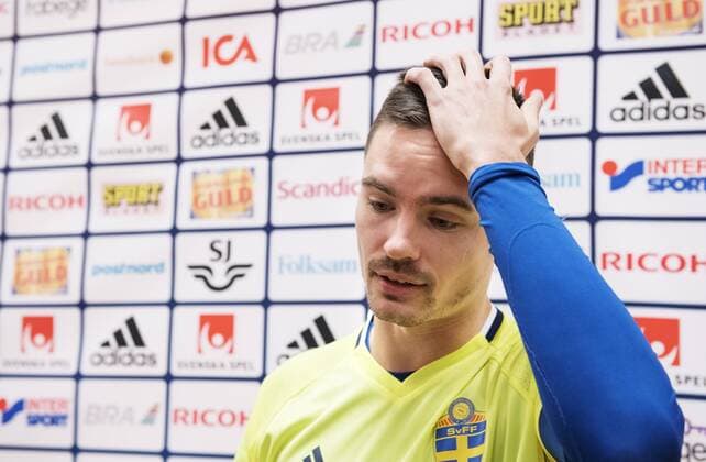 160322 Mikael Lustig - Training Nationalteam Schweden, 22 März 2016 in Stockholm.  Copyright: JOELxMARKLUND BB160322JM025