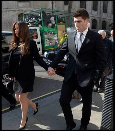 . 22 03 2016. London, United Kingdom. Footballer Ched Evans arrives at The High Court in London, UK with his girlfriend Natasha Massey.  xBenxStevensx xixImagesx IIM-12249-0002
