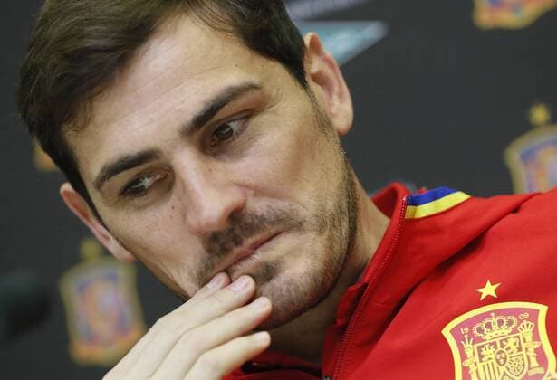 Spain s National soccer team goalkeeper Iker Casillas attends a promotional event held at Las Rozas sports complex in the outside of Madrid, Spain, 22 March 2016. Spanish National soccer team players attend promotional event !ACHTUNG: NUR REDAKTIONELLE NUTZUNG!  GRA220 20160322-635942530398557829