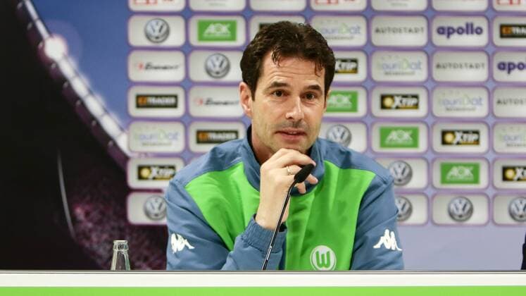 Fußball, UWCL, Training und PK VfL Wolfsburg; Cheftrainer Ralf Kellermann (Wolfsburg) Portrait, Porträt, Einzelbild. xtgx