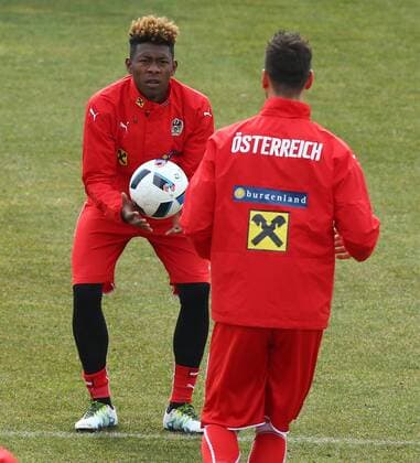 Fußball, Training Nationalteam Österreich SOCCER - AUT vs ALB, test match, preview STEGERSBACH,AUSTRIA,23.MAR.16 - SOCCER - OEFB international match Länderspiel Austria vs Albania, friendly match, preview, training team AUT. Image shows David Alaba and Aleksandar Dragovic (AUT). GEPAxpictures xChristianxOrt