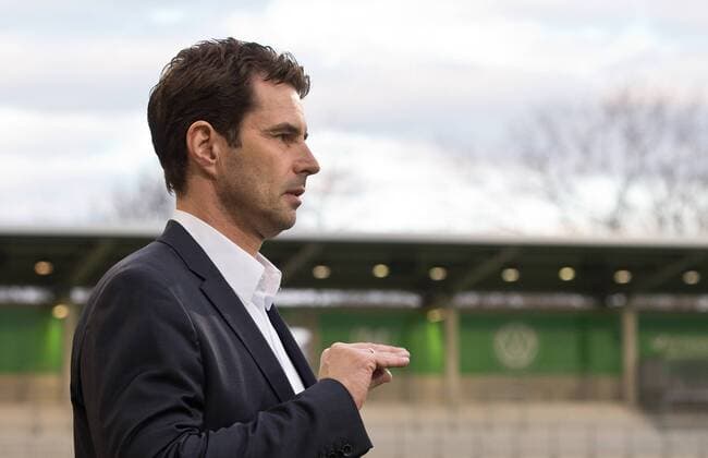 Cheftrainer Ralf KELLERMANN (VfL) Fussball Frauen international: UEFA Championsleague Saison 2015 2016, Viertelfinale Hinspiel: VfL Wolfsburg - ACF Brescia Femminile im AOK Stadion in Wolfsburg, Deutschland am 23.03.2016,