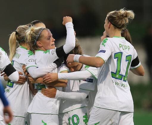 Tessa Wullaert (VfL Wolfsburg) 1-0, Torjubel