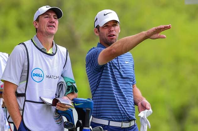23 MAR 2016: Paul Casey discusses his tee shot on number 3 with his caddy during the World Golf Championships - Dell Match Play Round 1 at the Austin Country Club Austin, Texas. (Photo by Ken Murray Icon Sportswire) GOLF: MAR 23 PGA Golf Herren - World Golf Championships-Dell Match Play - Round 1 Icon1603231002 EDITORIAL USE ONLY