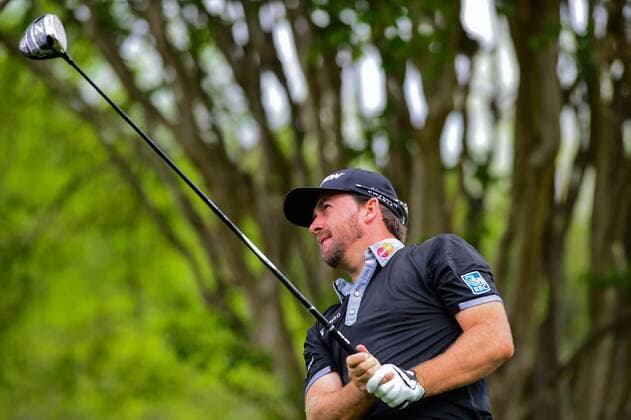 23 MAR 2016: Graeme McDowell watches his tee shot on hole number 3 during the World Golf Championships - Dell Match Play Round 1 at the Austin Country Club Austin, Texas. (Photo by Ken Murray Icon Sportswire) GOLF: MAR 23 PGA Golf Herren - World Golf Championships-Dell Match Play - Round 1 Icon1603231011 EDITORIAL USE ONLY