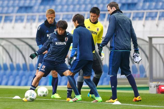 Fußball, WM-Quali, Training Nationalteam Japan Shinji Kagawa, Keisuke Honda, Mike Havenaar, Eiji Kawashima (JPN), MARCH 23, 2016 - Football Soccer : Japan training session ahead of the FIFA World Cup WM Weltmeisterschaft Fussball Russia 2018 Asian Qualifier Second Round match agansit Afghanistan at Saitama Stadium 2002 in Saitama, Japan. Noxthirdxpartyxsales  (ipha019871)