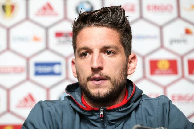 Fußball, PK Nationalteam Belgien Belgium s Dries Mertens talks to the press after a training session of the Belgian national soccer team Red Devils, Thursday 24 March 2016 in Brussels. The Red Devils will play a friendly game in and against Portugal on 29 March, the match was moved due to safety concerns after the Brussels terrorists attacks. The game is a preparation for the upcoming Euro2016. VIRGINIExLEFOUR  x04819871x