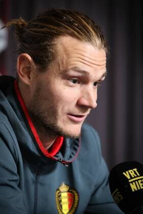 Fußball, PK Nationalteam Belgien Belgium s Guillaume Gillet pictured during a press conference PK Pressekonferenz of the Belgian national soccer team Red Devils, Thursday 24 March 2016 in Brussels. The Red Devils will play a friendly game in and against Portugal on 29 March, the match was moved due to safety concerns after the Brussels terrorists attacks. The game is a preparation for the upcoming Euro2016. VIRGINIExLEFOUR  x04819883x