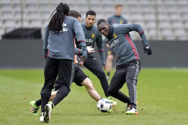 Belgium s Christian Benteke fights for the ball during a training session of the Belgian national soccer team Red Devils, Thursday 24 March 2016 in Brussels. The Red Devils will play a friendly game in and against Portugal on 29 March, the match was moved due to safety concerns after the Brussels terrorists attacks. The game is a preparation for the upcoming Euro2016. PETERxDExVOECHT  x04819974x