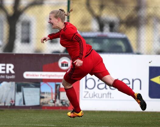 SOCCER - UEFA U17 U 17 Nationalteam EURO quali women, AUT vs GER ROHRENDORF,AUSTRIA,24.MAR.16 - WOMEN SOCCER - UEFA Women s Under-17 championship, qualification, Elite round, OEFB international match Nationalmannschaft-Länderspiel Austria vs Germany. Image shows the rejoicing of Anna-Lena Stolze (GER). GEPAxpictures xWalterxLuger