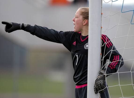 SOCCER - UEFA U17 U 17 Nationalteam EURO quali women, AUT vs GER ROHRENDORF,AUSTRIA,24.MAR.16 - WOMEN SOCCER - UEFA Women s Under-17 championship, qualification, Elite round, OEFB international match Nationalmannschaft-Länderspiel Austria vs Germany. Image shows Leonie Doege (GER). GEPAxpictures xWalterxLuger