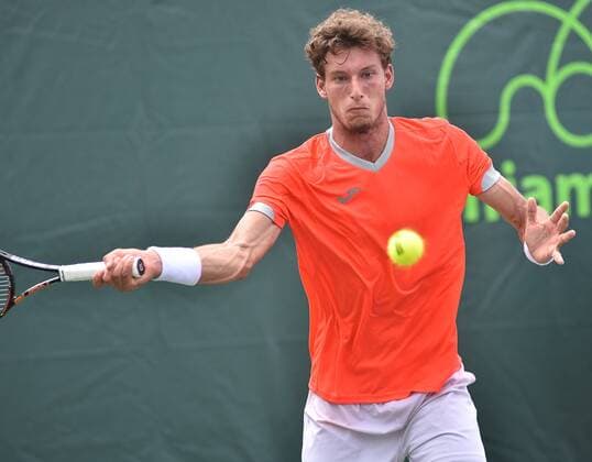Spanish tennis player Pablo Carreno Busta returns the ball to Australian John Millman during the first journey of the Masculine Miami Tennis Open in Cayo Vizcaino, Miami, FL, United States, 24 March 2016. PABLO CARRENO BUSTA VS JOHN MILLMAN !ACHTUNG: NUR REDAKTIONELLE NUTZUNG!  MIA007 20160324-635944545888286149