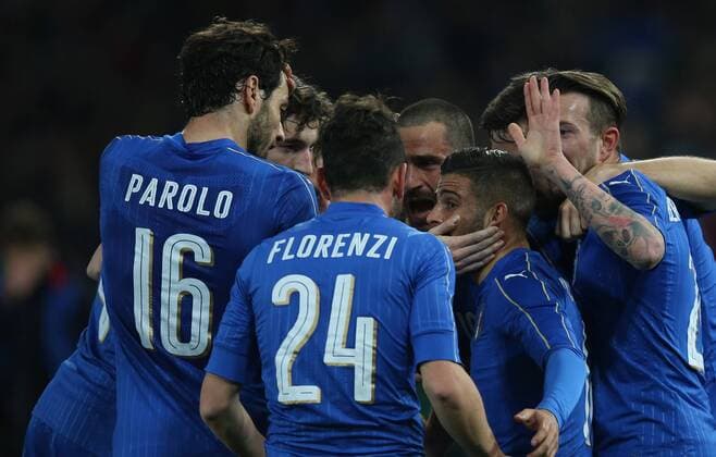 SOCCER - ITA vs ESP, test match UDINE,ITALY,24.MAR.16 - SOCCER - international match Nationalmannschaft-Länderspiel Italy vs Spain, friendly (Nationalmannschaft) match. Image shows the rejoicing of Davide Astori, Simone Zaza, Lorenzo Insigne, Marco Parolo and Federico Bernardeschi (ITA). GEPAxpictures xAndreasxPranter