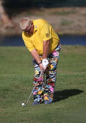 24 March 2016: John Daly chips it onto the 16th green in the 1st Round of the Puerto Rico Open, at Coco Beach Golf & Country Club in Rio Grande, PR, USA. (Photo by Bradley Rex Icon Sportswire) GOLF: MAR 24 PGA Golf Herren - Puerto Rico Open - First Round Icon16032423 EDITORIAL USE ONLY