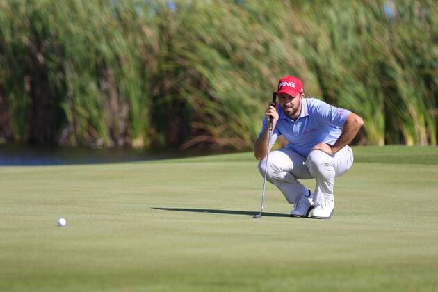 24 March 2016: Michael Thompson lines up a putt on the 16th green in the 1st Round of the Puerto Rico Open, at Coco Beach Golf & Country Club in Rio Grande, PR, USA. (Photo by Bradley Rex Icon Sportswire) GOLF: MAR 24 PGA Golf Herren - Puerto Rico Open - First Round Icon16032416 EDITORIAL USE ONLY