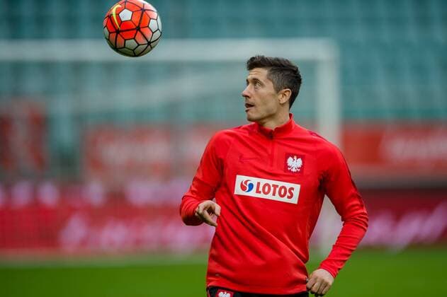 Fußball, Nationalteam Polen Training Polska Wroclaw 25.03.2016 (Nationalteam) Robert Lewandowski - Football Polish national team Nationalteam 