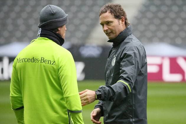 Bundestrainer Joachim Löw mit Co-Trainer Marcus Sorg - Abschlusstraining der Deutschen Nationalmannschaft, Olympiastadion Berlin