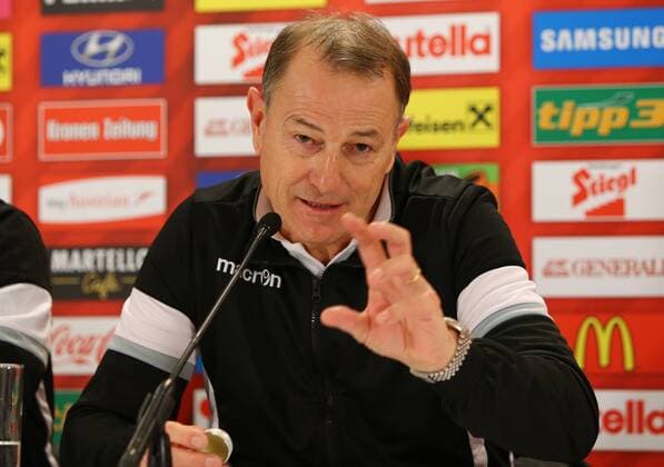 Bilder des Tages - SPORT SOCCER - AUT vs ALB, test match, preview VIENNA,AUSTRIA,25.MAR.16 - SOCCER - OEFB international match Länderspiel Austria vs Albania, friendly match, preview, press conference PK Pressekonferenz team ALB. Image shows head coach Giovanni De Biasi (ALB). GEPAxpictures xChristianxOrt
