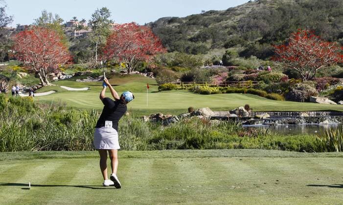 March 25, 2016: Tiffany Joh tees off on the 3rd hole during the second round of the Kia Classic at Aviara Golf Club in Carlsbad, California. LPGA Golf Damen 2016: Kia Classic MAR 25 - ZUMAc04_