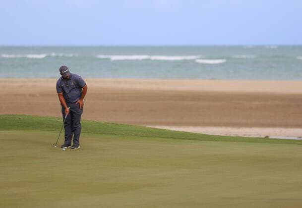 25 March 2016: Rafael Campos readies for a long putt in the second round of the Puerto Rico Open, in Rio Grande, PR (Photo by Bradley Rex Icon Sportswire) GOLF: MAR 25 PGA Golf Herren - Puerto Rico Open - Second Round Icon16032412 EDITORIAL USE ONLY