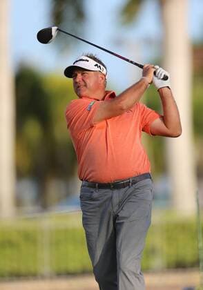 25 March 2016: Ken Duke hits from the tee on hole 1 the second round of the Puerto Rico Open, in Rio Grande, PR (Photo by Bradley Rex Icon Sportswire) GOLF: MAR 25 PGA Golf Herren - Puerto Rico Open - Second Round Icon16032417 EDITORIAL USE ONLY
