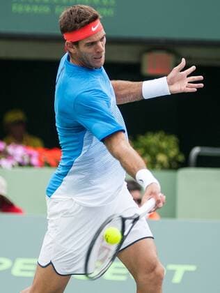 Argentinian tennis player Juan Martin del Potro in action before Argentinian Horacio Zeballos during a Miami Tennis Open match in Key Biscayne, Miami, Florida United States. JUAM MARTIN DEL POTRO VS HORACIO ZEBALLOS !ACHTUNG: NUR REDAKTIONELLE NUTZUNG!  MIA015 20160325-635945448539493368